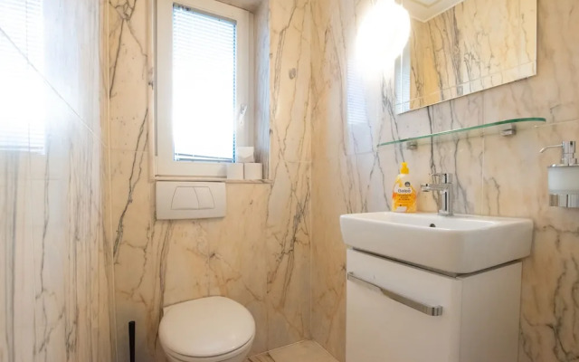 Center City Villa