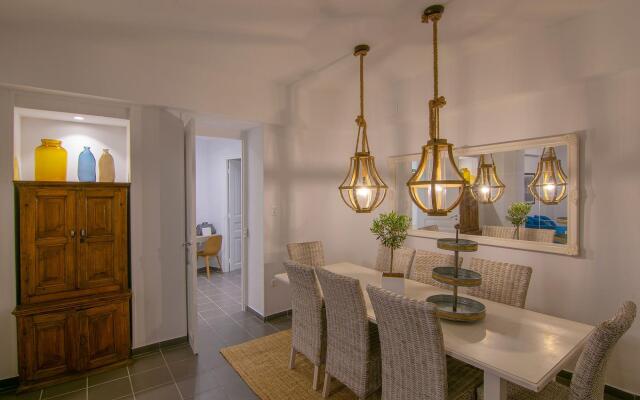 Art Pantheon Apartment (Three-Bedrooms)