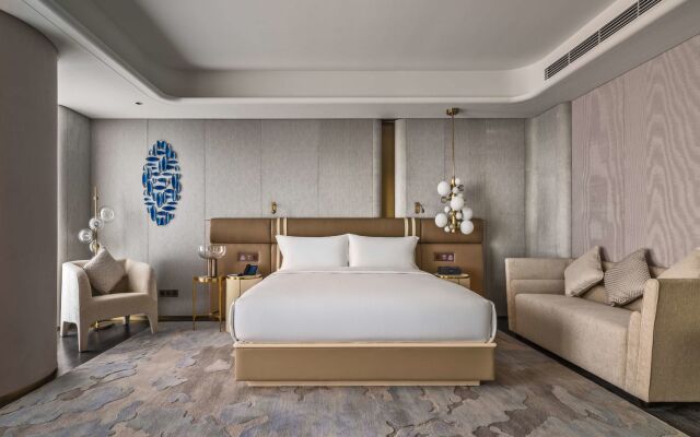 Hilton Shenzhen World Exhibition & Convention Center