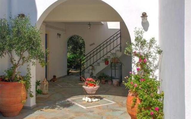 Studios Villa Lontorfou