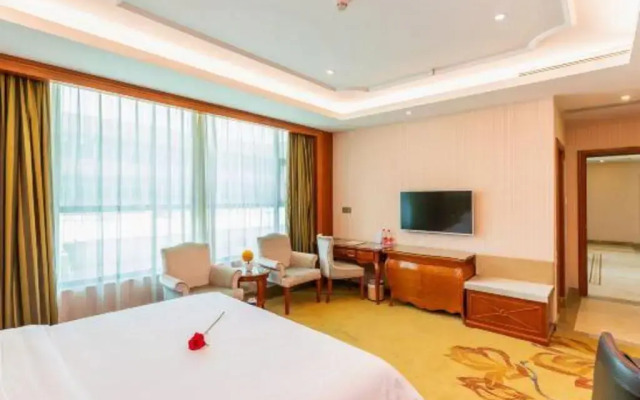 Vienna 3 Best Hotel Shenzhen Pinghu Fumin Road