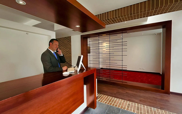 AZ Hotel