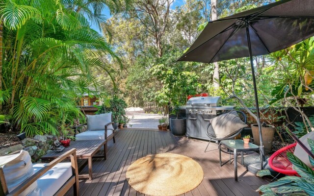 Noosa Hinterland Retreat For Total Isolation