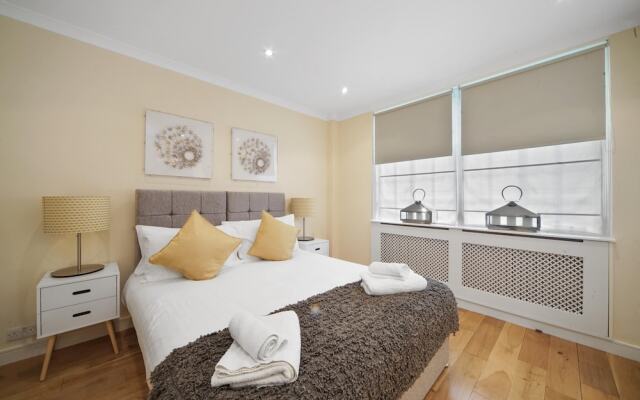 Kensington High Street Comfortable Serviced Apartment