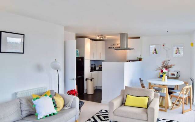 Iconic 2 Bedroom Flat In Broadway Market