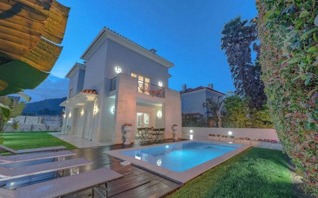 Sintra Dream Garden Villa