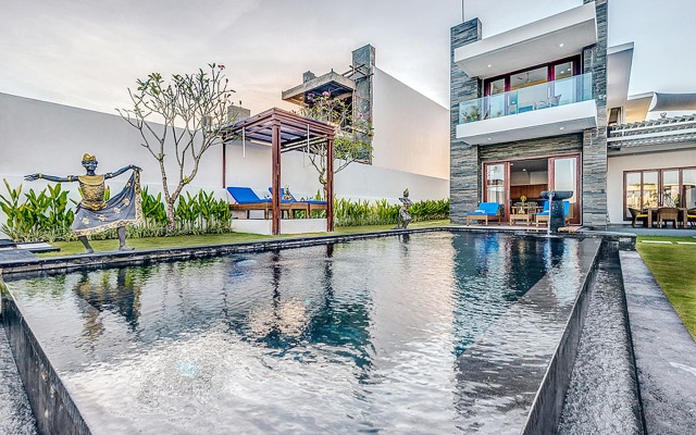 Bali Diamond Villas