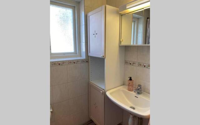 Mysigt gästhus med cykelavstånd till havet!