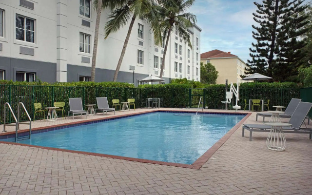 Spark by Hilton Miami Doral