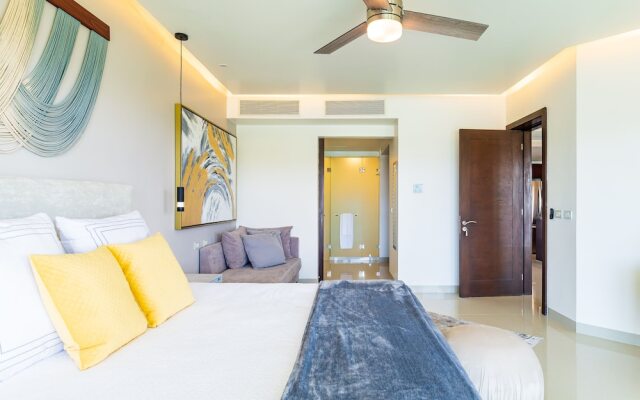 Casa Brisas 2 Bedroom Apts by RedAwning