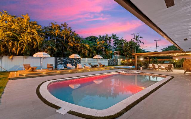 Top Location Villa | Big Terrace+Grill+Billiards