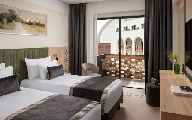 Mercure Conacul Cozieni