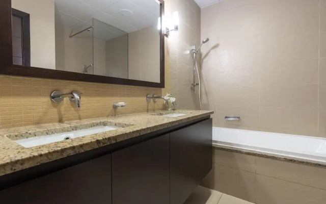 Breathtaking Views, Relaxing Apt @ The Palm