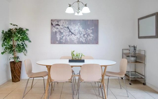 5Br 3Bath Private Townhome 13min Disney 1496ft