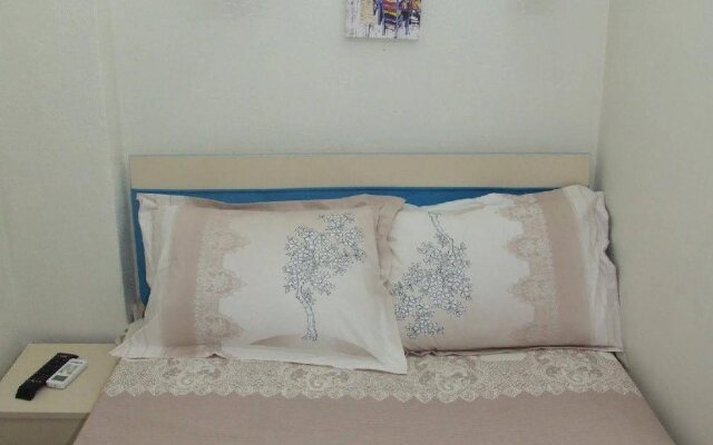 Armis Hostel