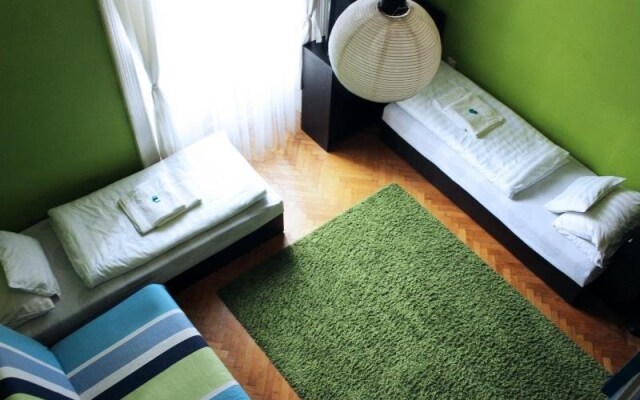 Green Apartment