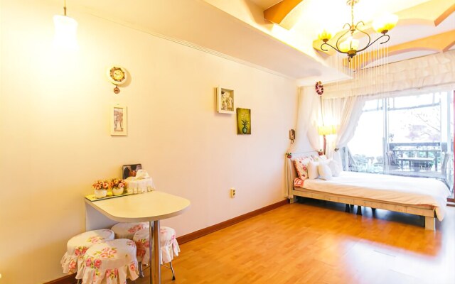 Seosan Sayblue Pension