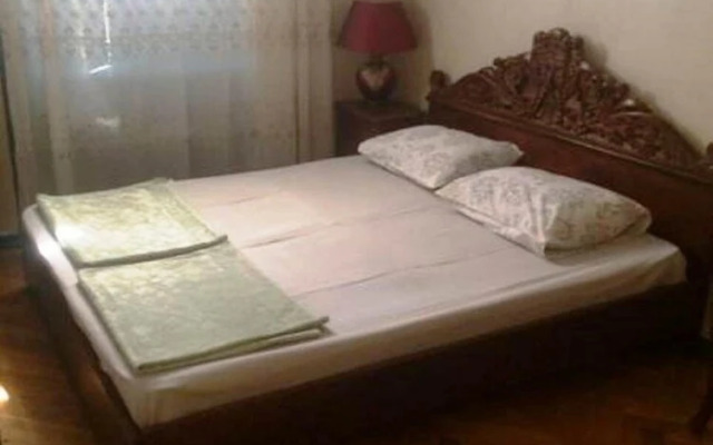 Rustaveli Besiki Apartments