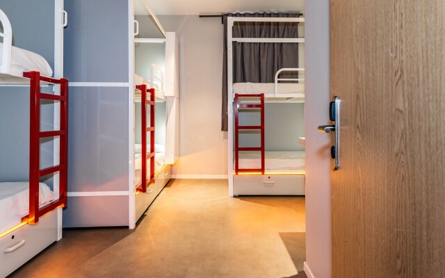 Хостел Sun & Moon