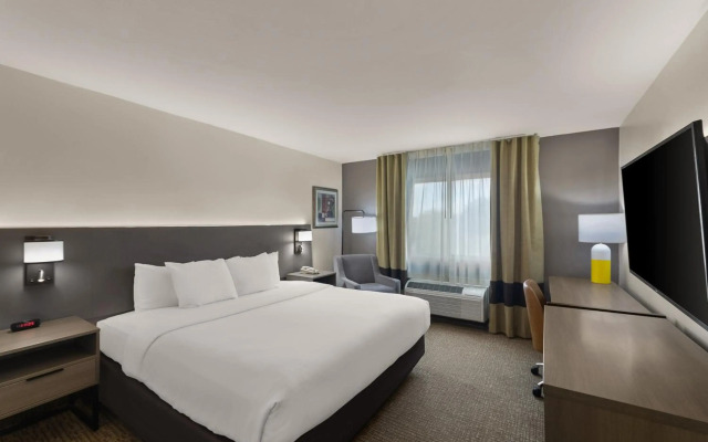 Comfort Inn & Suites