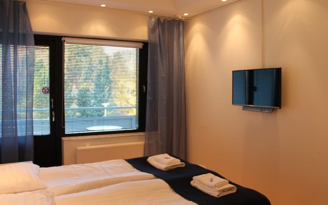 Hopeaniemi Resort