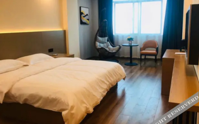 Guangzhou Yiju·Hotel Apartment (Huadu Shiling Branch)