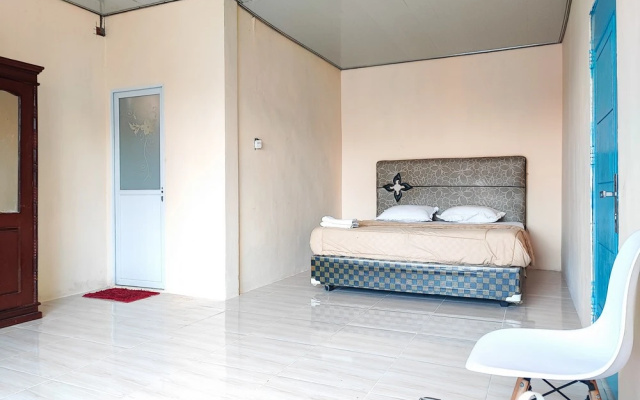 Reddoorz Hotel Keluarga Bangko – Guest Rooms – Bangko