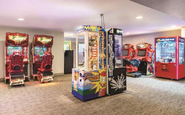 Country Inn & Suites Galena