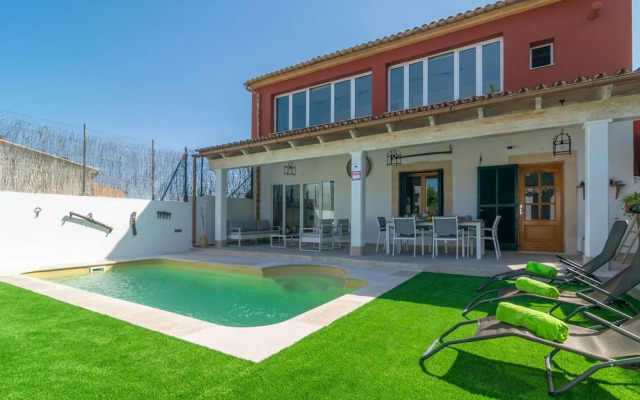 Es Closet in Selva With 3 Bedrooms and 2 Bathrooms