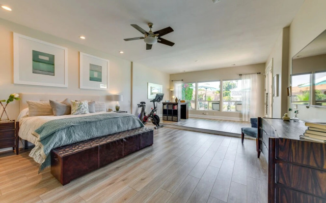 Waterfront Luxury Gilbert Retreat w/ Pool & Spa!