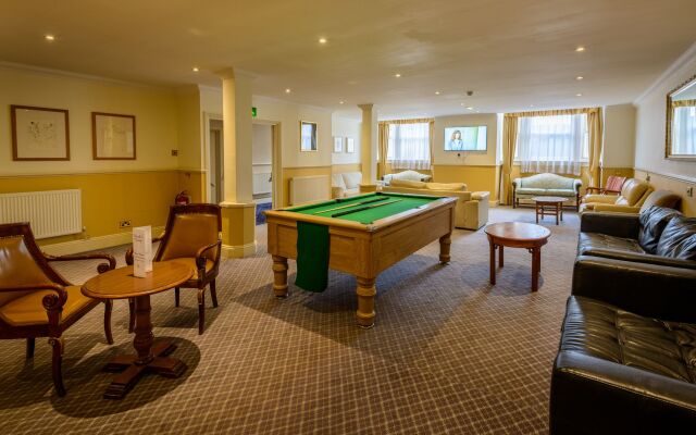 Russell Hotel