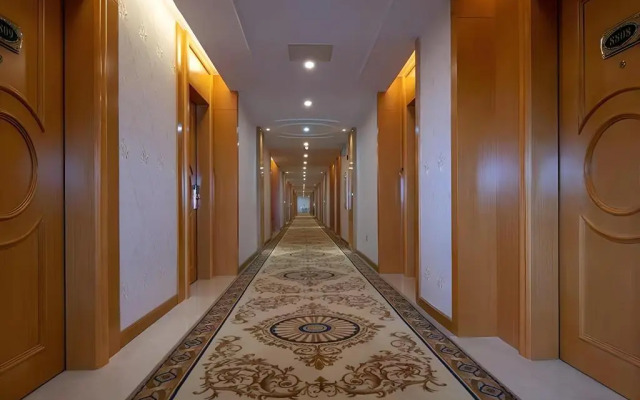 Venus International Hotel(Dongguan Songshan Lake Huawei University Store)