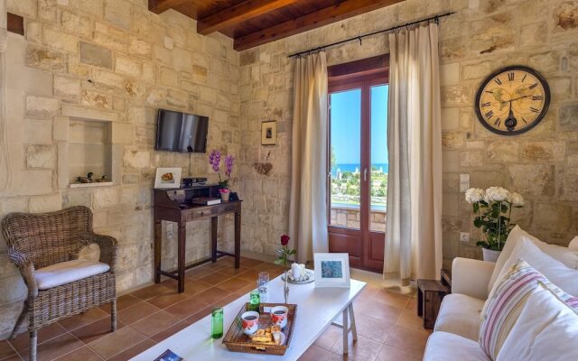 Azure Villa in Platanias