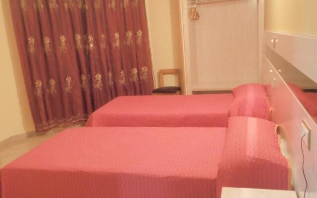 Hostal Fronton