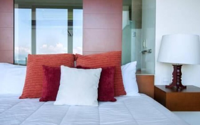 Borneo 106 Alamar - 3 Br Apts