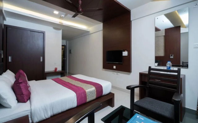 Hotel Capital Residency by OYO Rooms