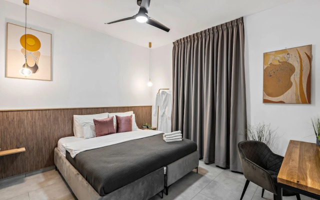La Finca Boutique Suites - Old City