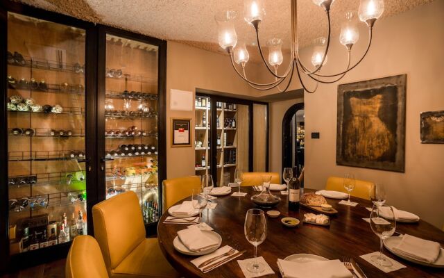 Lear Sense - Experience Luxury Hotel