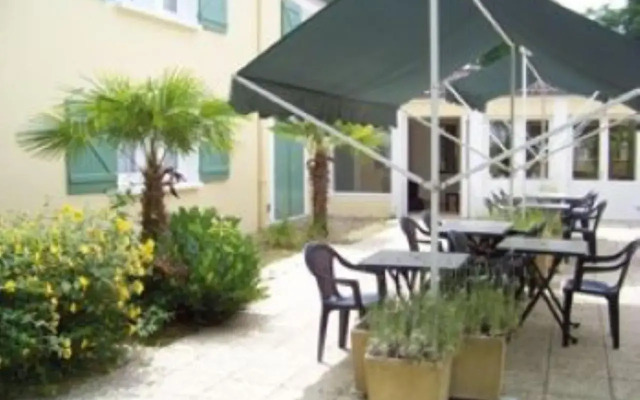 Brit Hotel Le Beaulieu