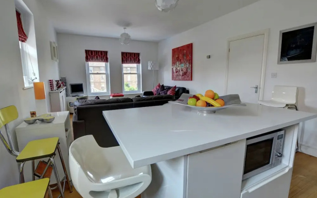 Modern Apartment in Deal Kent With Parking