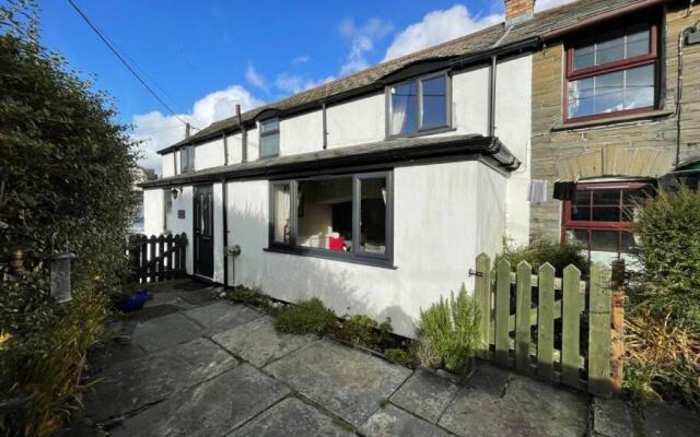 Two bedroom Rock Cottage, Delabole