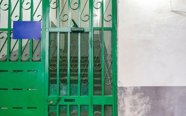 Quartieri Spagnoli Modern Flat by Wonderful Italy