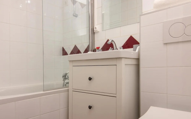 R Sidence Le Ch Teau - D86