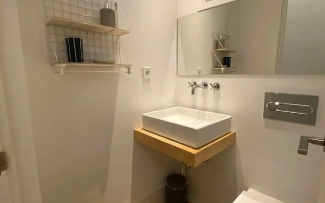 The Balconies I Apartment With Three Balconies in Malasana