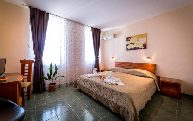 Hotel Kavkaz Golden Dune