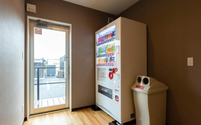 HOTEL R9 The Yard Ena