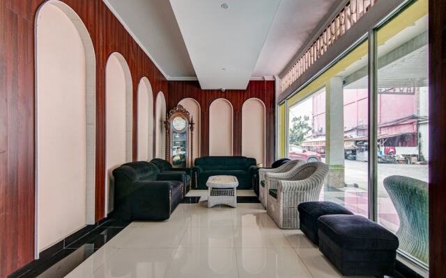 OYO 90857 Baaraka Syariah Hotel