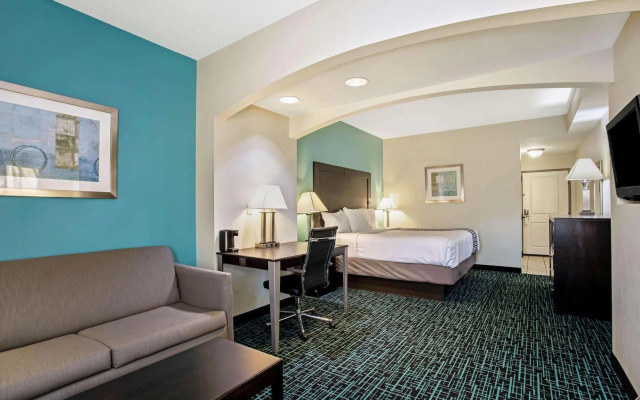 La Quinta Inn & Suites by Wyndham PCB Pier Park area