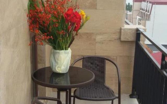 2 -Ux Komnatnaia Kvartira