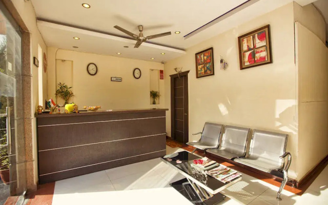 OYO Premium Medanta 2